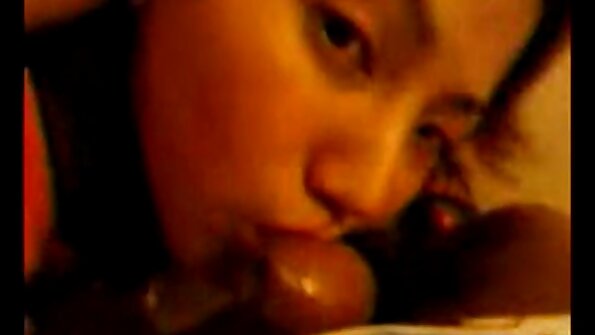 Seksi plavuša Aaliyah Love jaše ogroman kurac