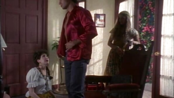 Plavokosa dalija, scena 3