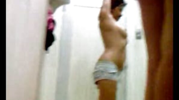 Primamljiva crvenokosa Melisa Flick Her Punani