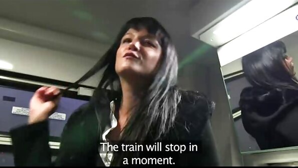 Johnny podmiri stanarinu sa svojim bonerom