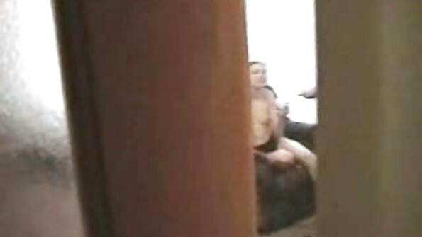 Kučka Momma Lapping A Juicy Vigina