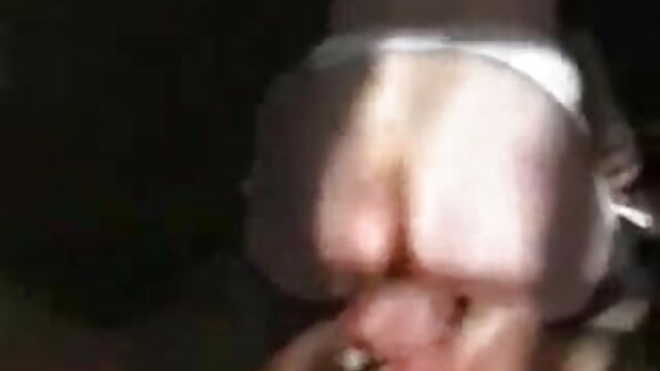 Plavuša velikih sisa Sarah Vandella jebena je