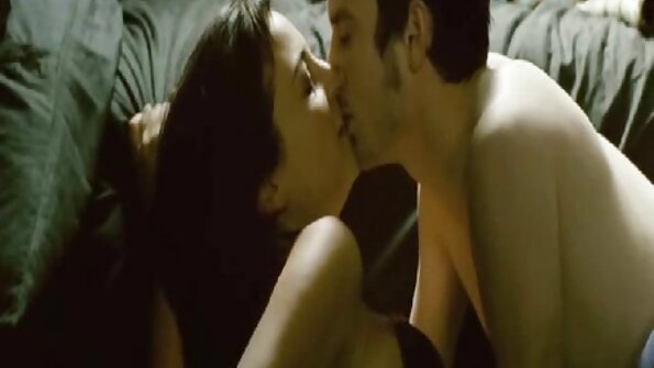 Primamljiva MILF Dlight Her Pinkish Muffin