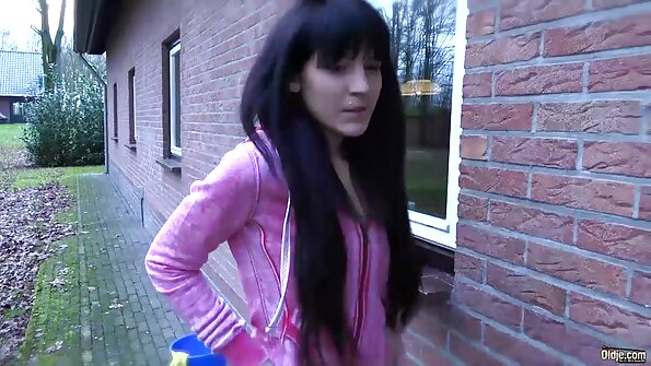 Loni Evans uzvraća uslugu