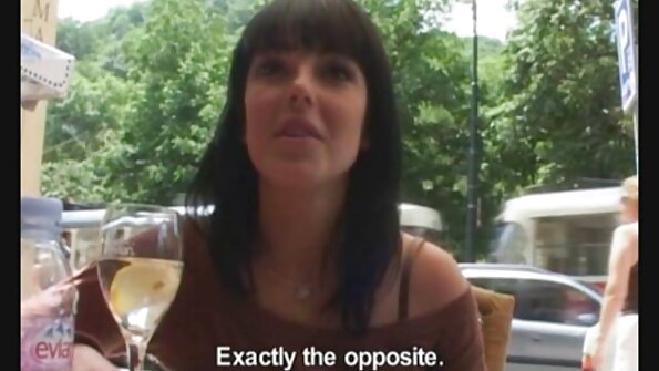 Danny zabavlja MILF sa svojim mesom cijevi