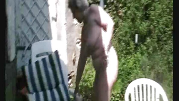 Lijepa beba sa fakulteta voli tvrdi kurac