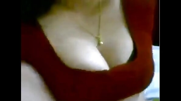 Plavuša MILF Ashleigh Mckenzie Flick Her Hairy Slit